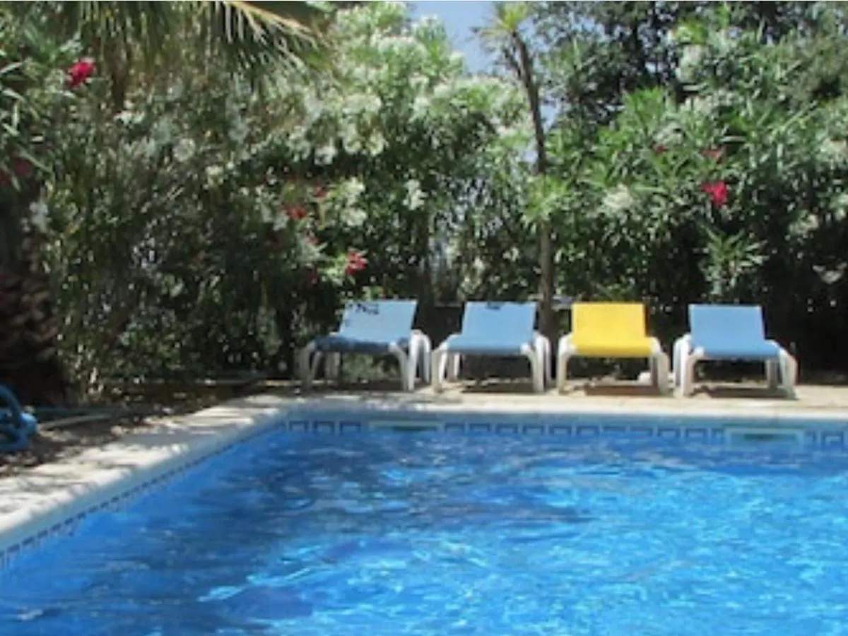 Sunny Costa Brava Getaway Apartment Santa Cristina d'Aro